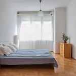 Apartman Sunny *
