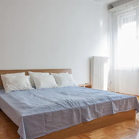 Apartment Sunny